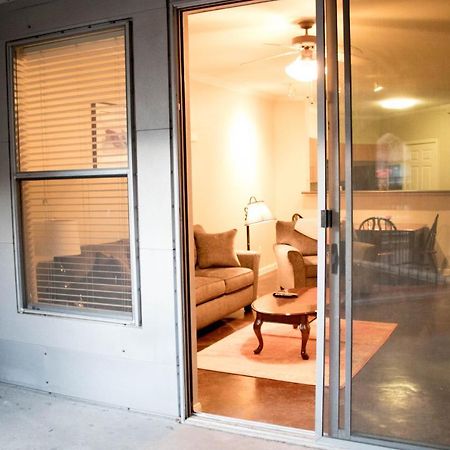 Downtown Dallas Beautiful Poolside Apartment المظهر الخارجي الصورة