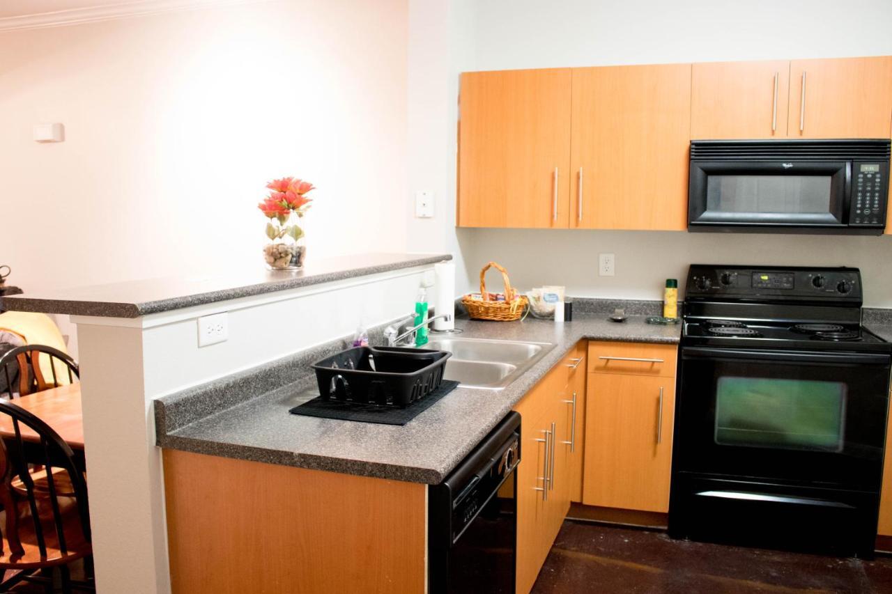 Downtown Dallas Beautiful Poolside Apartment المظهر الخارجي الصورة